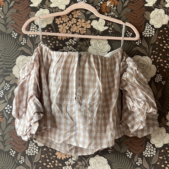 NWT L'Academie The Puff Sleeve blouse in taupe gingham size small - Picture 10 of 10
